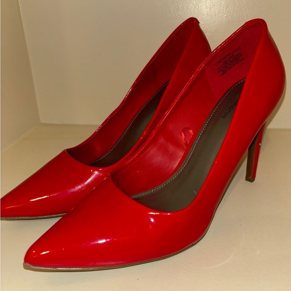 Worthington Sz. 11 Red Patent classic pumps. - Read Note!! - sold as is - - Picture 4 of 7